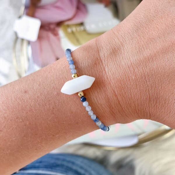 Armband van stainless steel met 14 krt goudplating en bergkristal BST1451