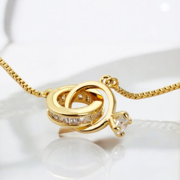 Armband van stainless steel met 14 krt goudplating BST1533