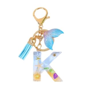 Sleutelhanger letter K zeemeerminstaart schelpen franjes BRL353K