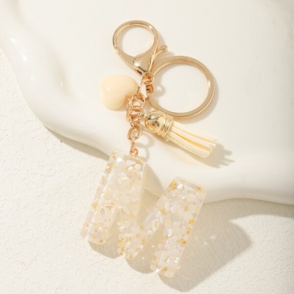Sleutelhanger letter M met steentjes en hartje BRL329M