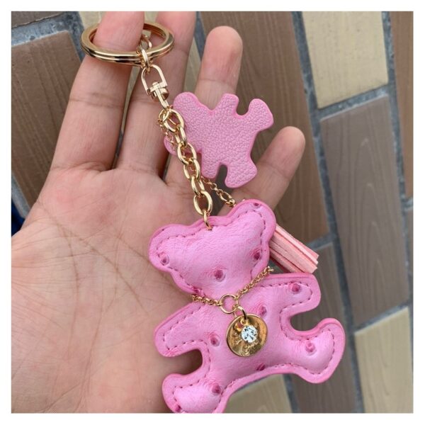 Sleutelhanger beertje en franjes roze BRL356