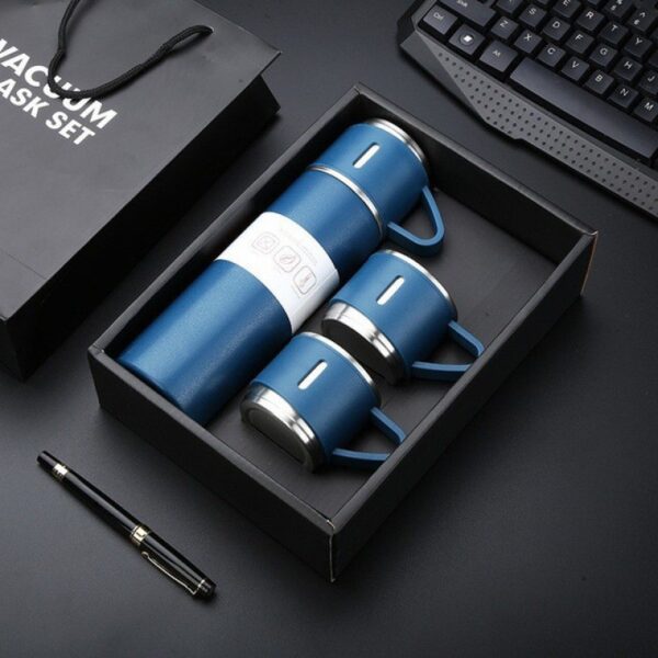 DE THERMOSSET MET 3 MOKKEN, cadeauverpakking, 500 ml marineblauw BD24GRAN